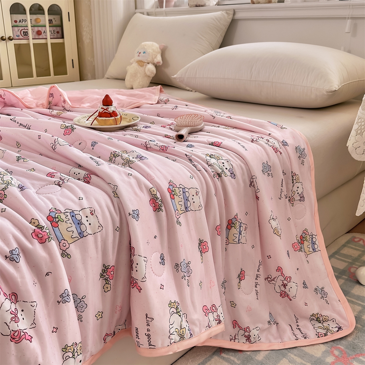 91家纺网 家纺一手货源 找家纺 （总）欣宜家纺 2026新款母婴级卡通冰淇淋夏被夏凉空调冰丝薄款被芯可机洗凉感丝冰皮被子 被子被芯