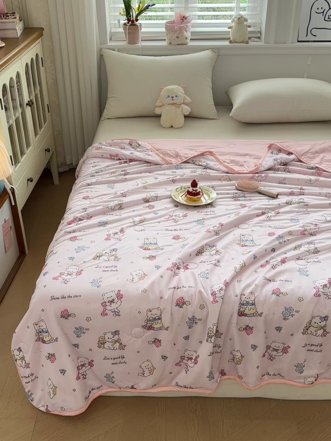 91家纺网 家纺一手货源 找家纺 （总）欣宜家纺 2026新款母婴级卡通冰淇淋夏被夏凉空调冰丝薄款被芯可机洗凉感丝冰皮被子 被子被芯