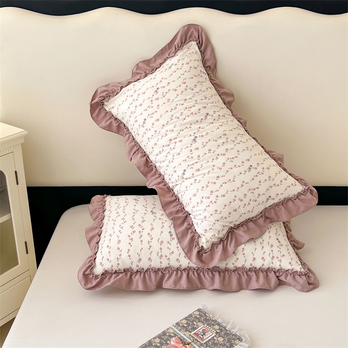 91家纺网 家纺一手货源 找家纺 圣比熊 2026新款A类云朵棉法式压花边枕套宿舍单人单只一只装枕芯48x74cm内胆套 优雅恋人（法式压花边）