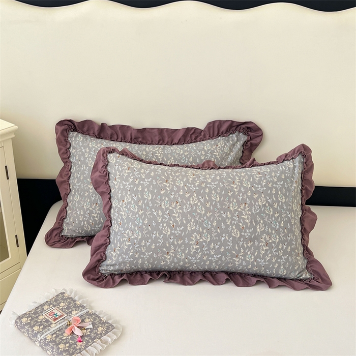 91家纺网 家纺一手货源 找家纺 圣比熊 2026新款A类云朵棉法式压花边枕套宿舍单人单只一只装枕芯48x74cm内胆套 叶之间（法式压花边）