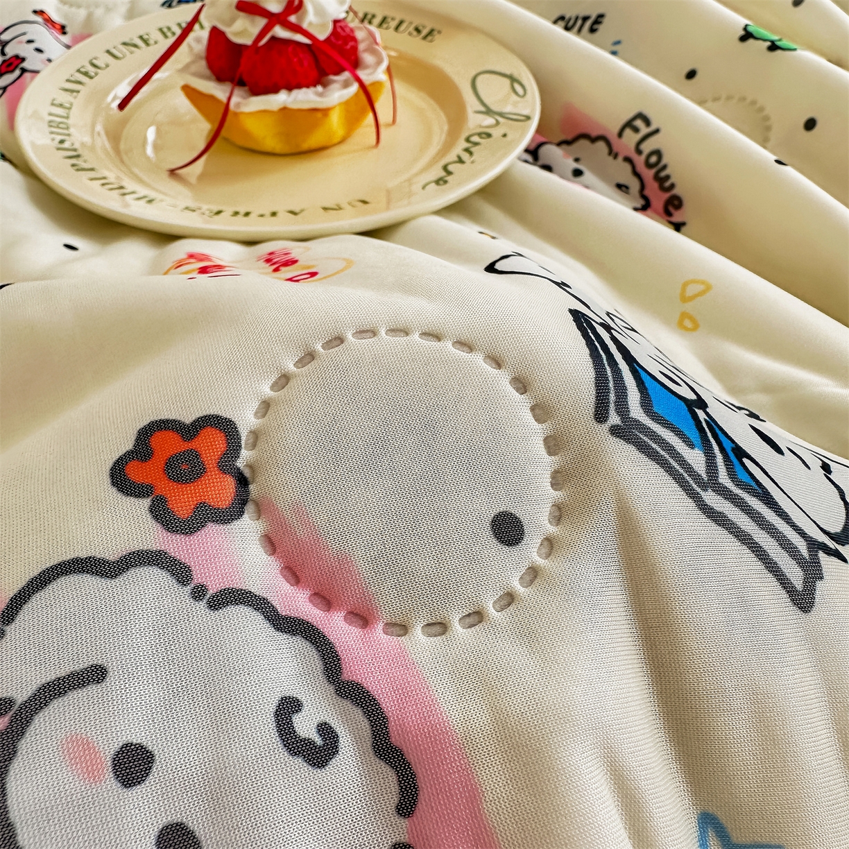 91家纺网 家纺一手货源 找家纺 欣宜家纺 2026新款母婴级卡通冰淇淋夏被夏凉空调冰丝薄款被芯可机洗凉感丝冰皮被子 被子被芯 乖乖狗