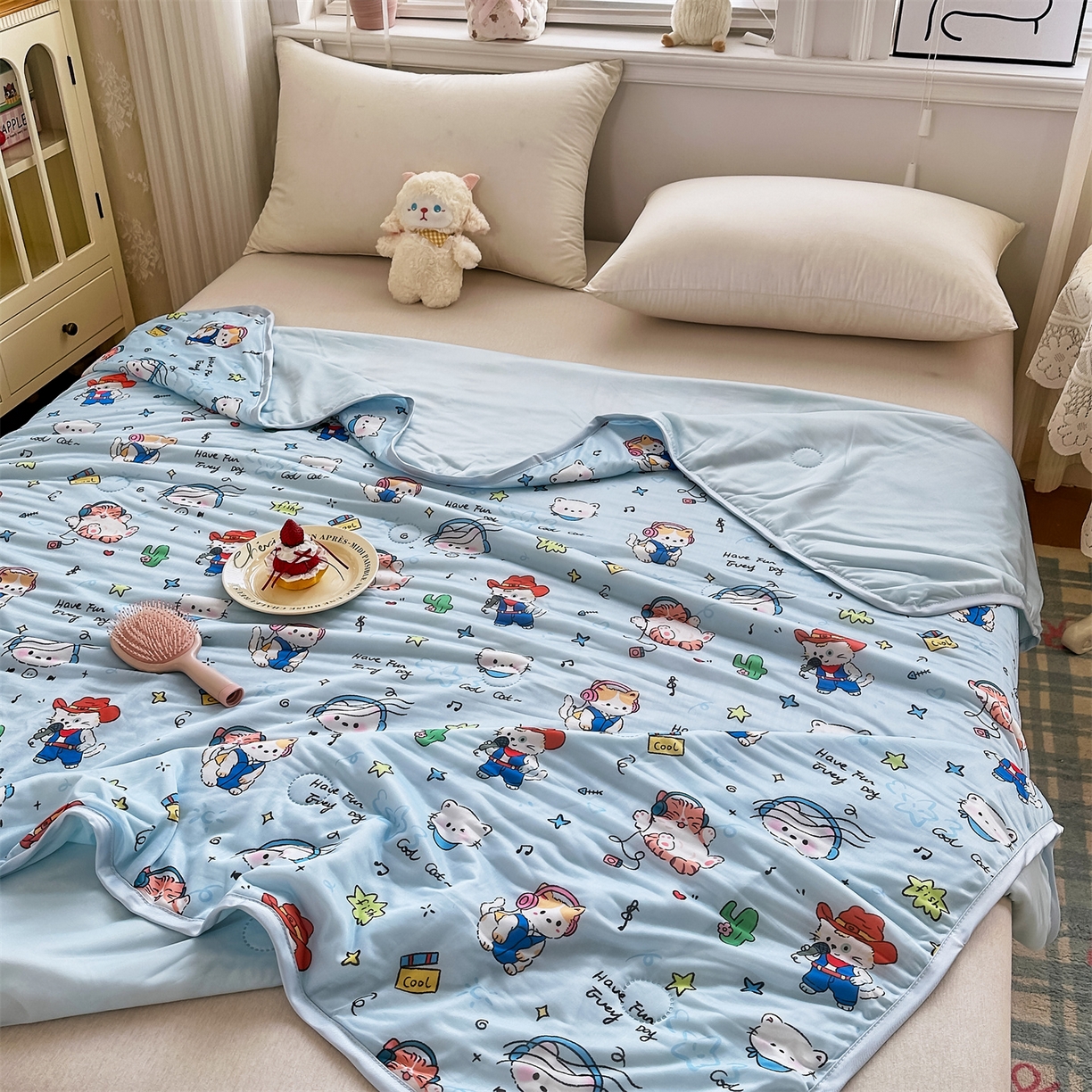 91家纺网 家纺一手货源 找家纺 欣宜家纺 2026新款母婴级卡通冰淇淋夏被夏凉空调冰丝薄款被芯可机洗凉感丝冰皮被子 被子被芯 摇滚猫