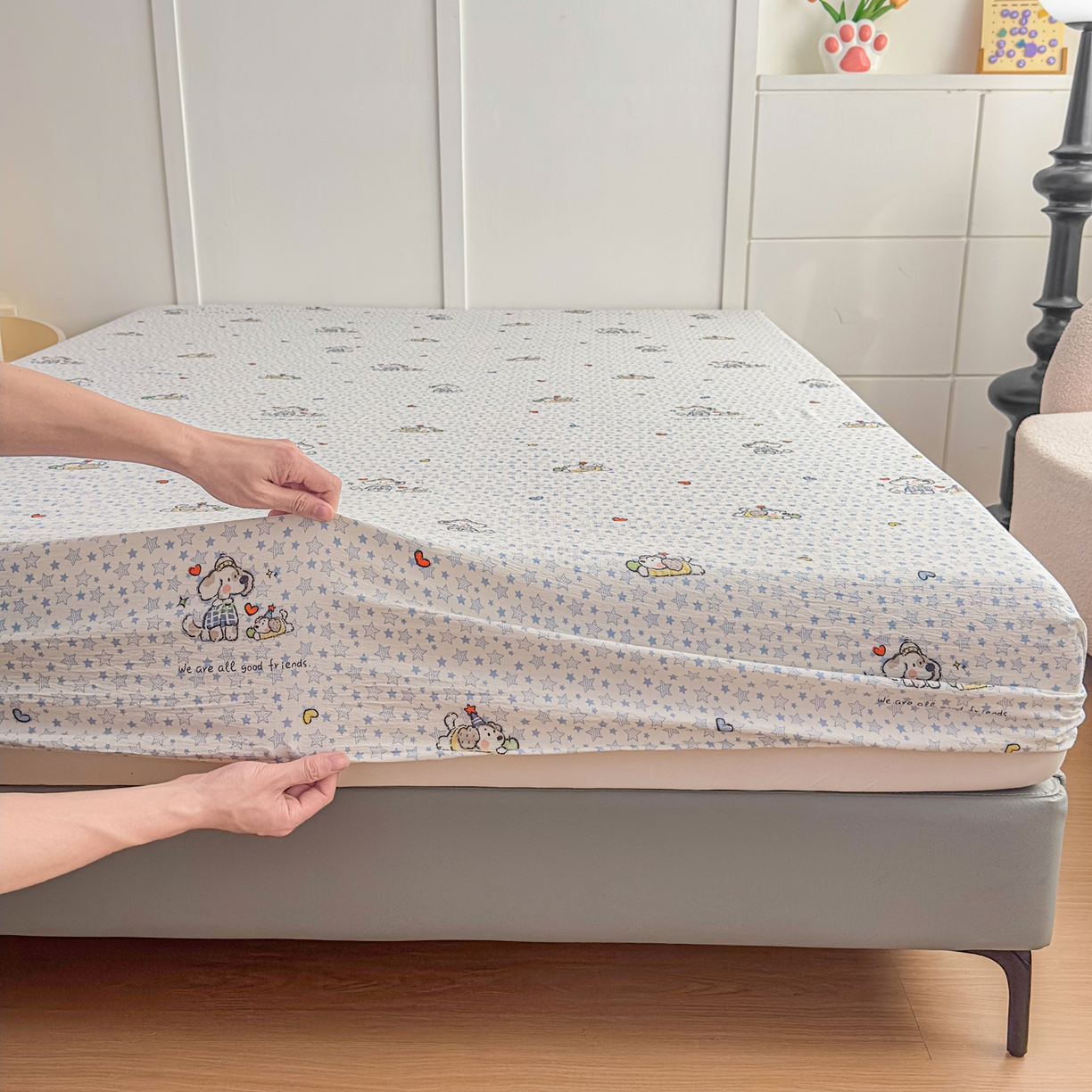 91家纺网 家纺一手货源 找家纺 默忆 2026春夏新款a类泡芙双层纱床笠印花卡通全包围床垫保护套单床笠 床笠单件 汪星人