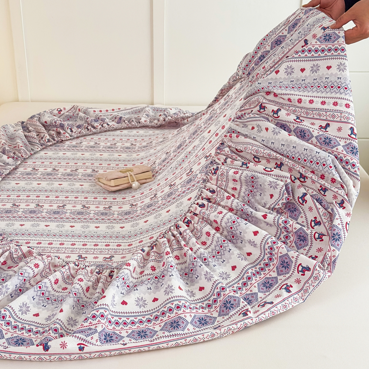 91家纺网 家纺一手货源 找家纺 默忆 2026春夏新款a类泡芙双层纱床笠印花卡通全包围床垫保护套单床笠 床笠单件 小木马