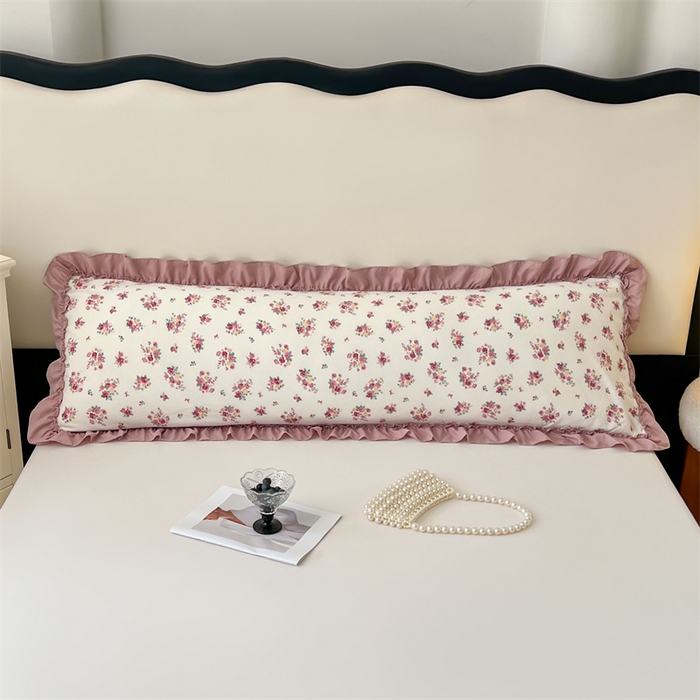 91家纺网 家纺一手货源 找家纺 圣比熊 2026新款A类云朵棉法式压花边枕套加长双人情侣1.8米枕芯内胆套1.5m枕头套 粉韵倾城（法式压花边）