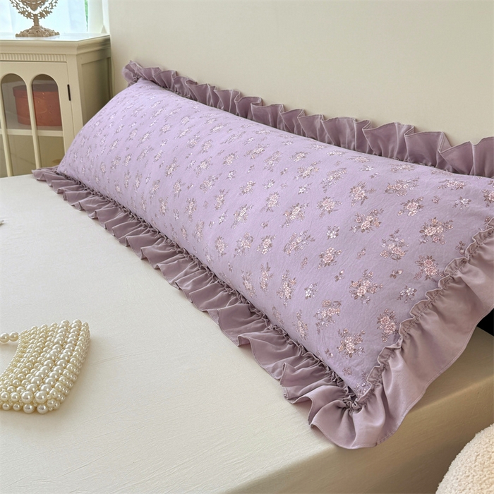 91家纺网 家纺一手货源 找家纺 圣比熊 2026新款A类云朵棉法式压花边枕套加长双人情侣1.8米枕芯内胆套1.5m枕头套 紫倾心（法式压花边）