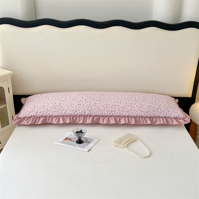 91家纺网 家纺一手货源 找家纺 圣比熊 2026新款A类云朵棉法式压花边枕套加长双人情侣1.8米枕芯内胆套1.5m枕头套 花之恋-粉（法式压花边）