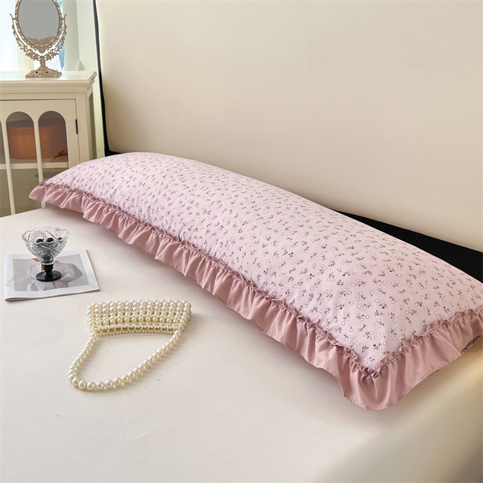 91家纺网 家纺一手货源 找家纺 圣比熊 2026新款A类云朵棉法式压花边枕套加长双人情侣1.8米枕芯内胆套1.5m枕头套 花之恋-粉（法式压花边）