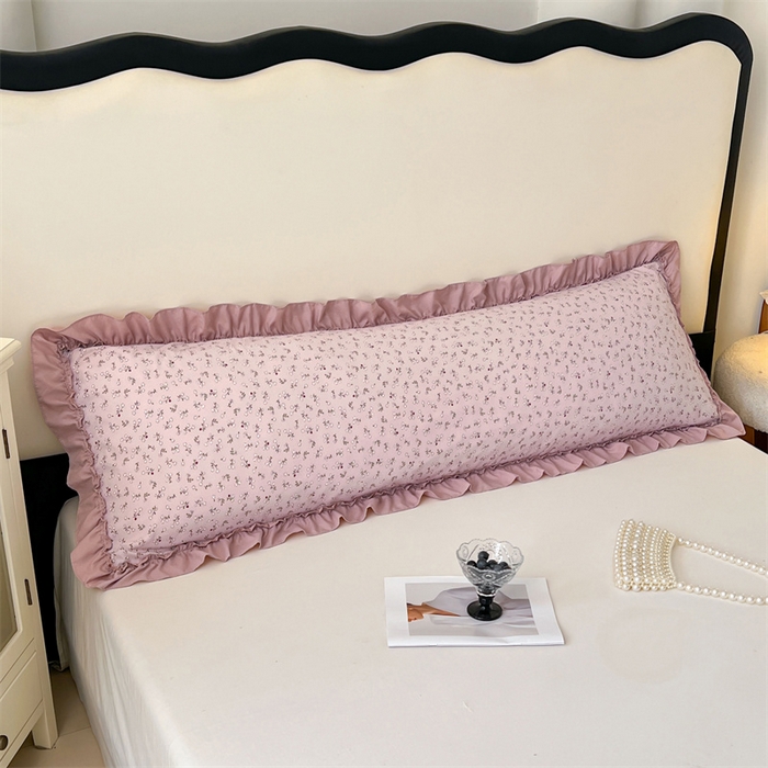 91家纺网 家纺一手货源 找家纺 圣比熊 2026新款A类云朵棉法式压花边枕套加长双人情侣1.8米枕芯内胆套1.5m枕头套 花之恋-粉（法式压花边）