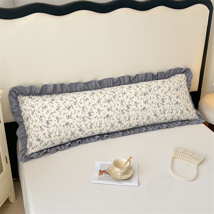 91家纺网 家纺一手货源 找家纺 圣比熊 2026新款A类云朵棉法式压花边枕套加长双人情侣1.8米枕芯内胆套1.5m枕头套 忆江南（法式压花边）