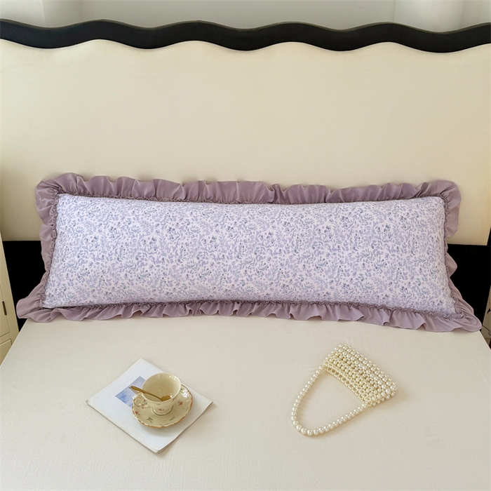91家纺网 家纺一手货源 找家纺 圣比熊 2026新款A类云朵棉法式压花边枕套加长双人情侣1.8米枕芯内胆套1.5m枕头套 浅影摇曳-紫（法式压花边）