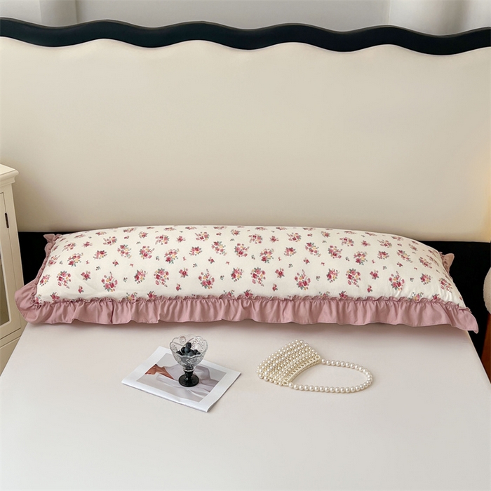 91家纺网 家纺一手货源 找家纺 圣比熊 2026新款A类云朵棉法式压花边枕套加长双人情侣1.8米枕芯内胆套1.5m枕头套 粉韵倾城（法式压花边）