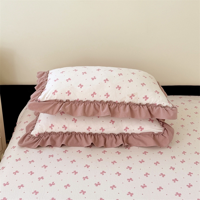 91家纺网 家纺一手货源 找家纺 梦舒羽 2026新款A类云朵棉法式压花边枕套宿舍单人单只一只装枕芯48x74cm内胆套 怦然心动（法式压花边）