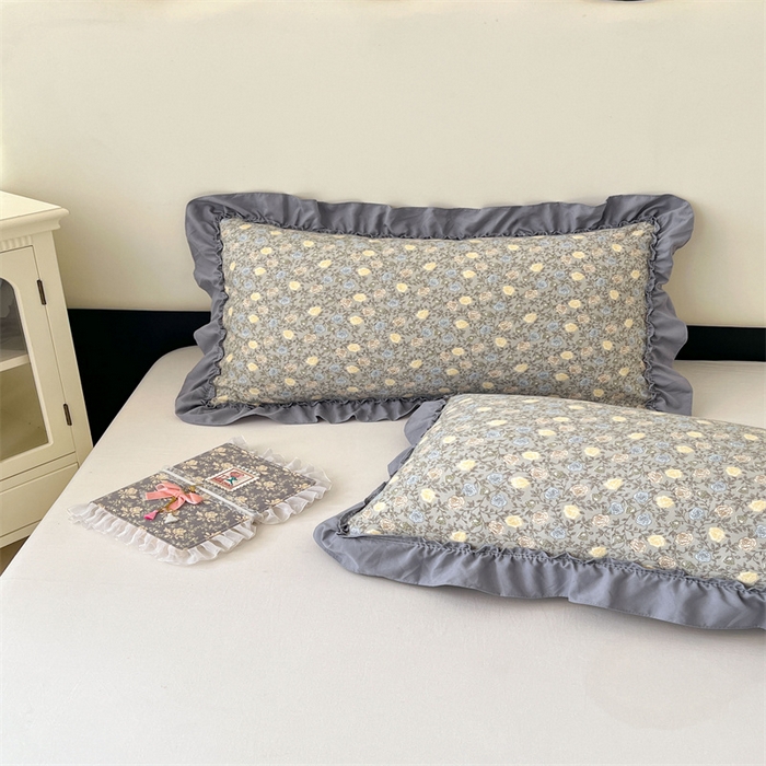 91家纺网 家纺一手货源 找家纺 梦舒羽 2026新款A类云朵棉法式压花边枕套宿舍单人单只一只装枕芯48x74cm内胆套 风栖木槿-灰（法式压花边）