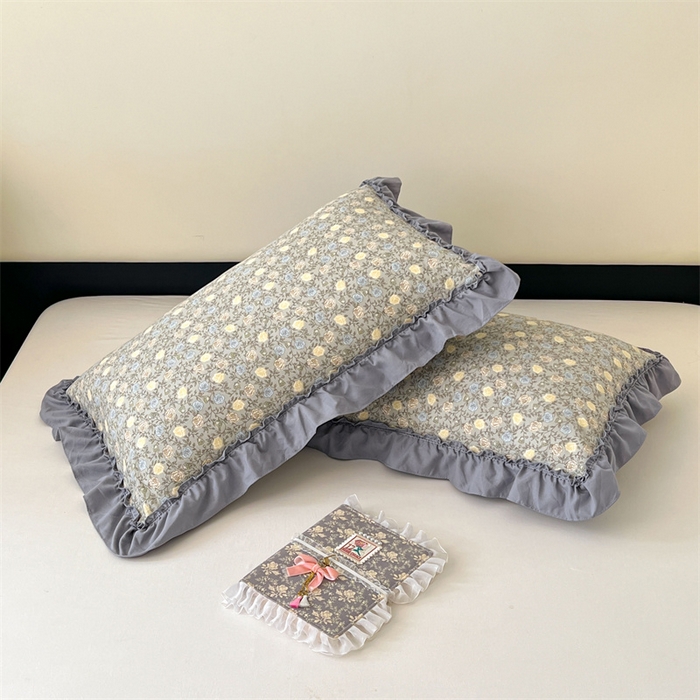 91家纺网 家纺一手货源 找家纺 梦舒羽 2026新款A类云朵棉法式压花边枕套宿舍单人单只一只装枕芯48x74cm内胆套 风栖木槿-灰（法式压花边）