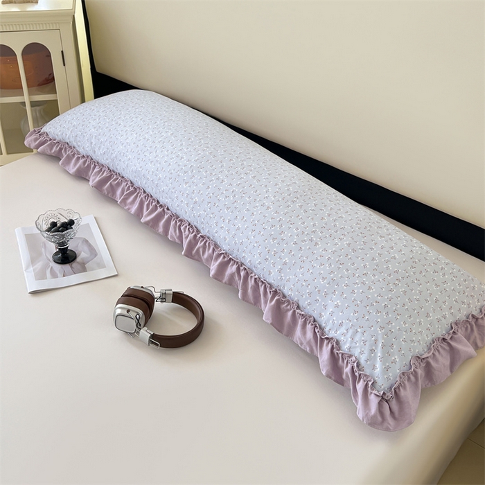 91家纺网 家纺一手货源 找家纺 梦舒羽 2026新款A类云朵棉法式压花边枕套加长双人情侣1.8米枕芯内胆套1.5m枕头套 花恋语-紫（法式压花边）