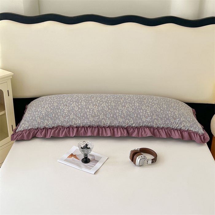 91家纺网 家纺一手货源 找家纺 梦舒羽 2026新款A类云朵棉法式压花边枕套加长双人情侣1.8米枕芯内胆套1.5m枕头套 叶之间（法式压花边）