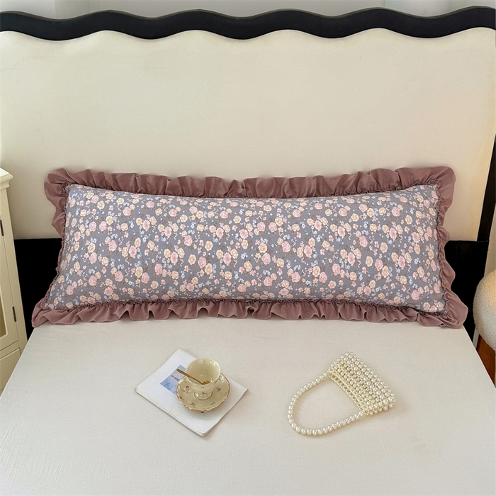 91家纺网 家纺一手货源 找家纺 梦舒羽 2026新款A类云朵棉法式压花边枕套加长双人情侣1.8米枕芯内胆套1.5m枕头套 云裳花谷（法式压花边）