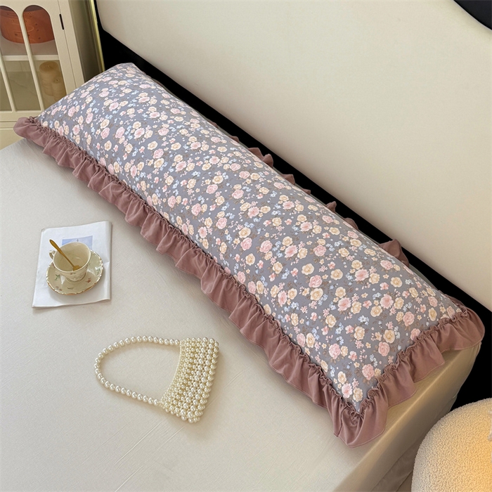 91家纺网 家纺一手货源 找家纺 梦舒羽 2026新款A类云朵棉法式压花边枕套加长双人情侣1.8米枕芯内胆套1.5m枕头套 云裳花谷（法式压花边）