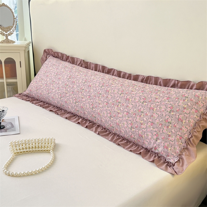 91家纺网 家纺一手货源 找家纺 梦舒羽 2026新款A类云朵棉法式压花边枕套加长双人情侣1.8米枕芯内胆套1.5m枕头套 花间入梦-粉（法式压花边）