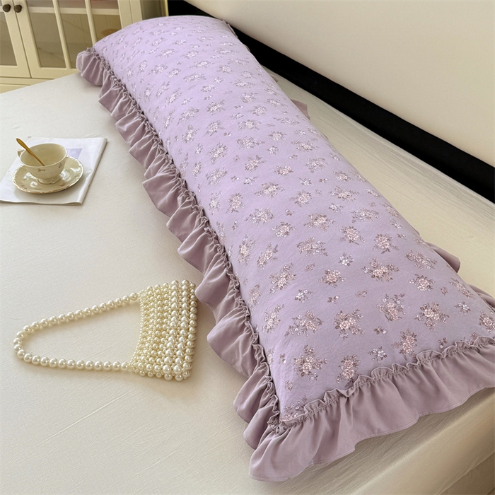 91家纺网 家纺一手货源 找家纺 梦舒羽 2026新款A类云朵棉法式压花边枕套加长双人情侣1.8米枕芯内胆套1.5m枕头套 紫倾心（法式压花边）