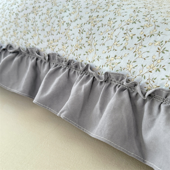 91家纺网 家纺一手货源 找家纺 梦舒羽 2026新款A类云朵棉法式压花边枕套加长双人情侣1.8米枕芯内胆套1.5m枕头套 宁静花园（法式压花边）