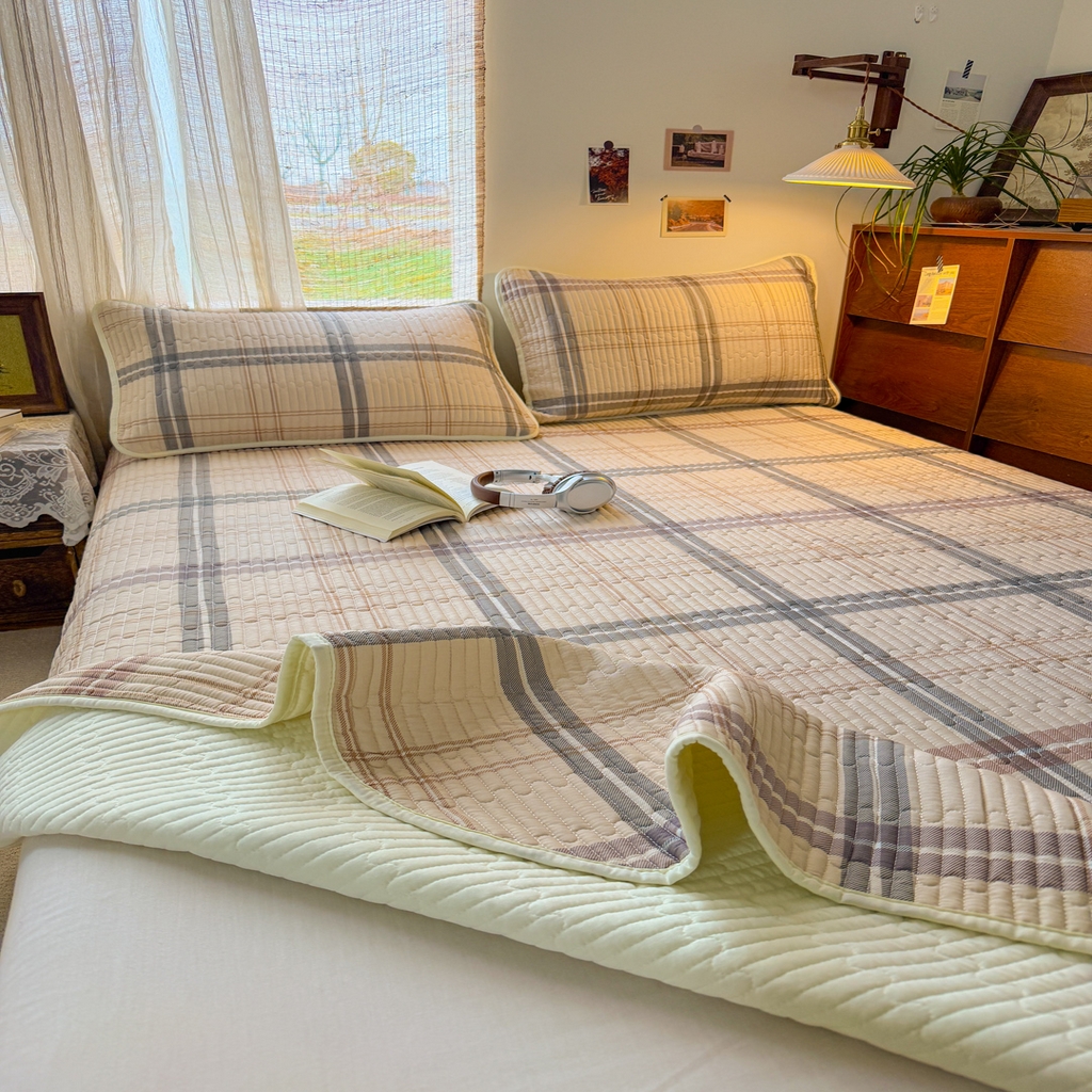 91家纺网 家纺一手货源 找家纺 优雅星家纺 2026新款A类小清新四季可用学生宿舍床单  单件夹棉炕盖床盖炕毯三件套（长期有货） 格调