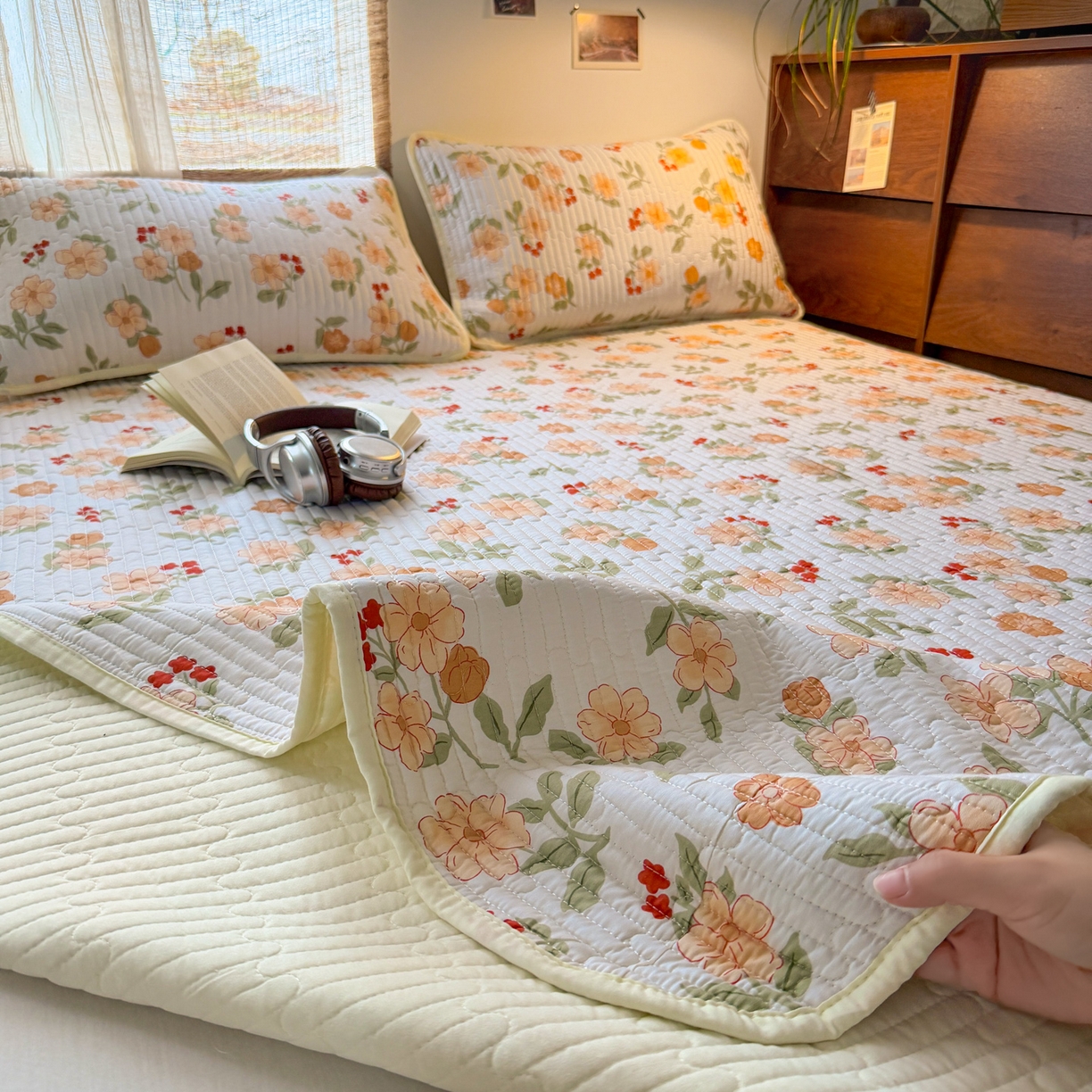 91家纺网 家纺一手货源 找家纺 优雅星家纺 2026新款A类小清新四季可用学生宿舍床单  单件夹棉炕盖床盖炕毯三件套（长期有货） 花海