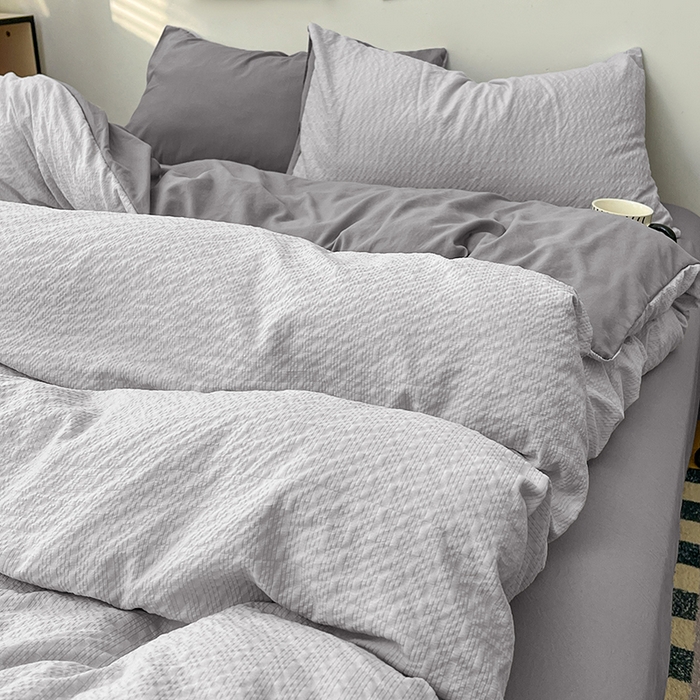 91家纺网 家纺一手货源 找家纺 贝拉梦家纺 2026新款高克重高品质A类超软糯泡芙纱纯色四件套 灰雾泡芙