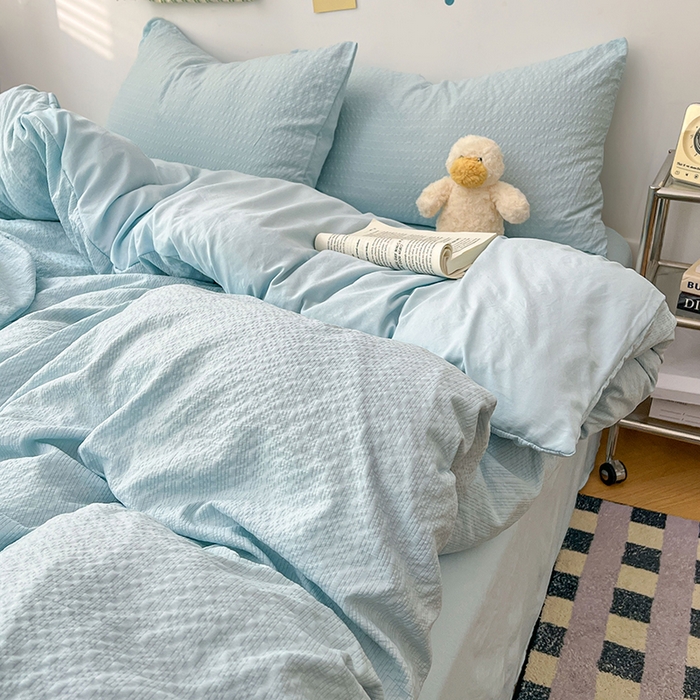 91家纺网 家纺一手货源 找家纺 贝拉梦家纺 2026新款高克重高品质A类超软糯泡芙纱纯色四件套 晴空小方