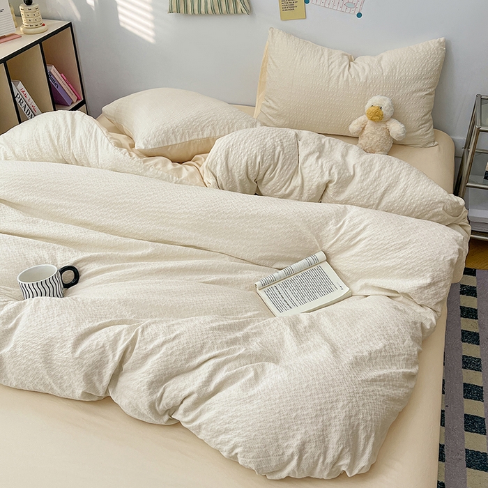 91家纺网 家纺一手货源 找家纺 贝拉梦家纺 2026新款高克重高品质A类超软糯泡芙纱纯色四件套 糯糯奶盖