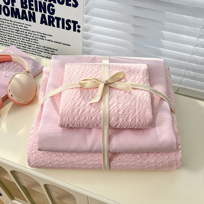 91家纺网 家纺一手货源 找家纺 贝拉梦家纺 2026新款高克重高品质A类超软糯泡芙纱纯色四件套 樱花气泡