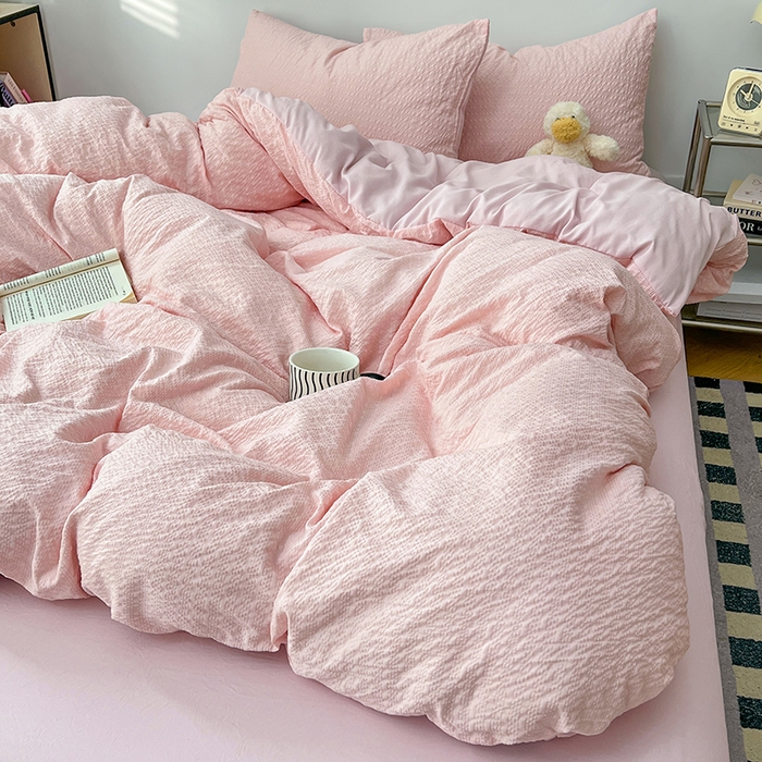 91家纺网 家纺一手货源 找家纺 贝拉梦家纺 2026新款高克重高品质A类超软糯泡芙纱纯色四件套 樱花气泡