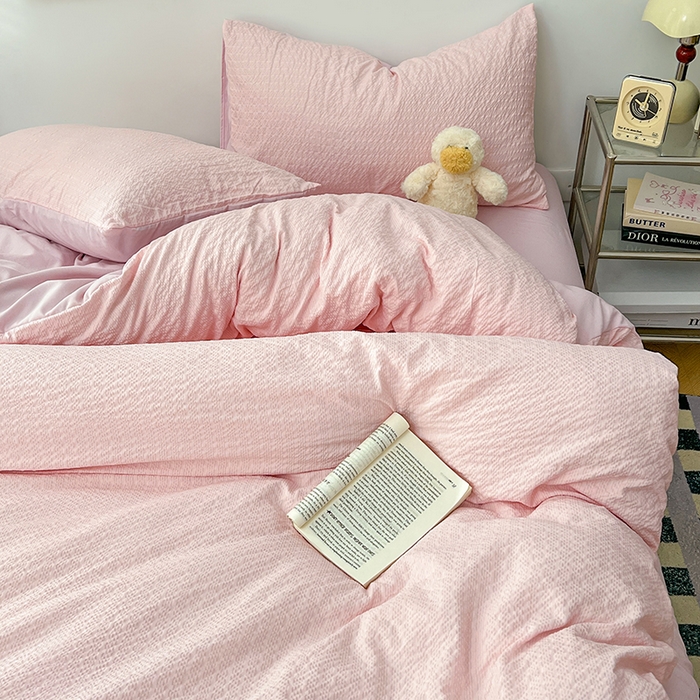 91家纺网 家纺一手货源 找家纺 贝拉梦家纺 2026新款高克重高品质A类超软糯泡芙纱纯色四件套 樱花气泡