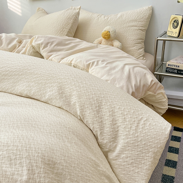 91家纺网 家纺一手货源 找家纺 贝拉梦家纺 2026新款高克重高品质A类超软糯泡芙纱纯色四件套 糯糯奶盖