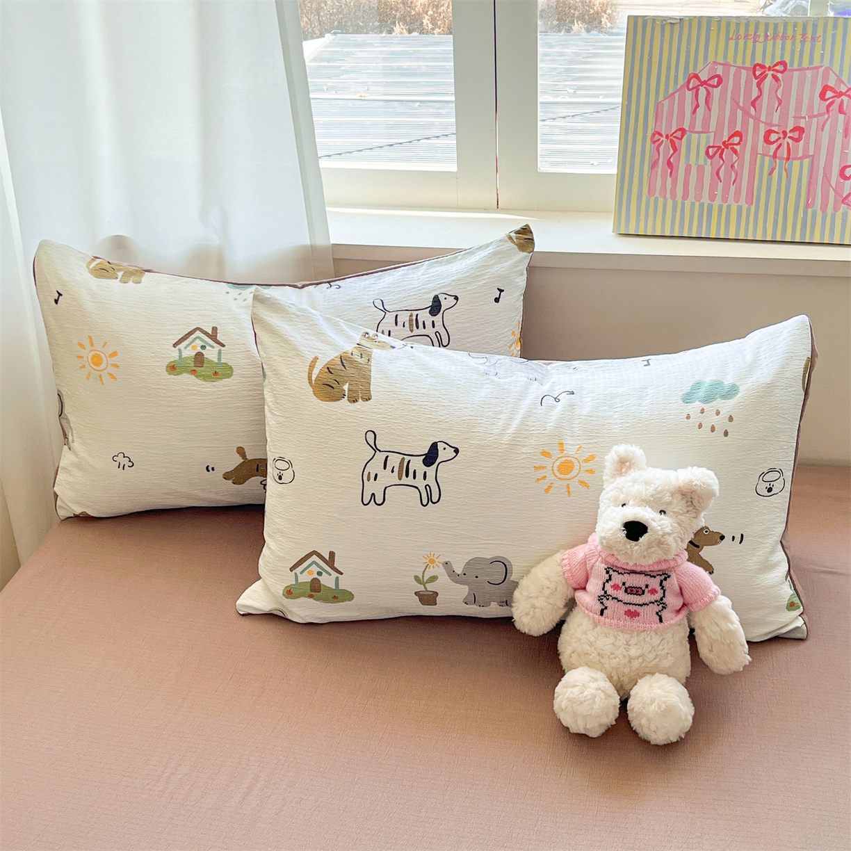 91家纺网 家纺一手货源 找家纺 盛秋家纺 2026新款皱皱纱印花夏被-萝拉 快乐时光+深咖