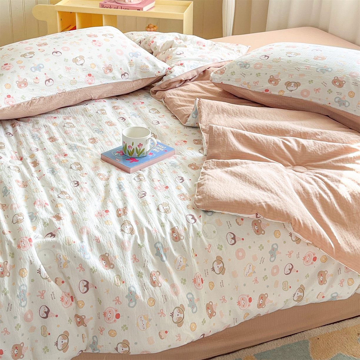 91家纺网 家纺一手货源 找家纺 盛秋家纺 2026新款皱皱纱印花夏被-萝拉 麻薯团+米驼