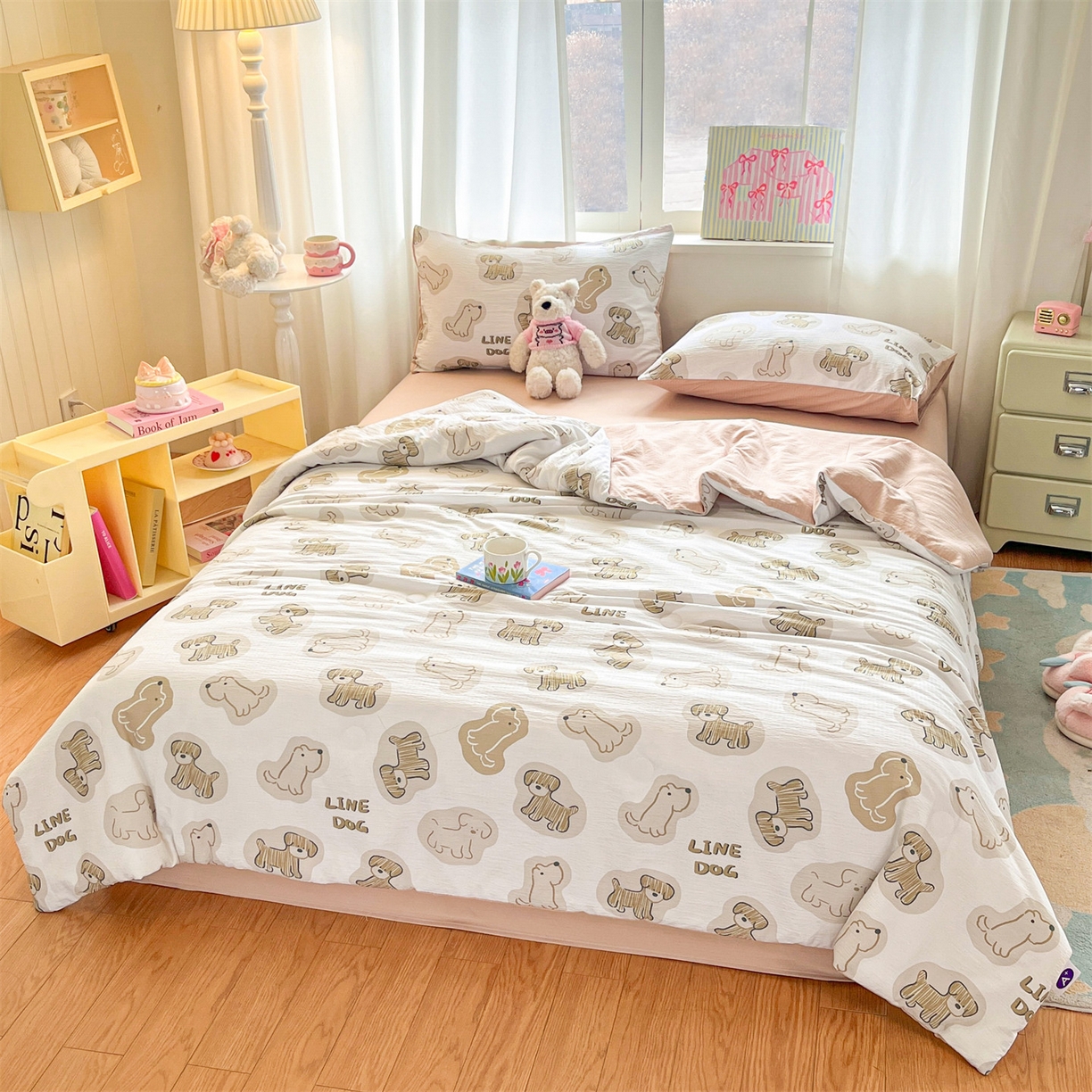 91家纺网 家纺一手货源 找家纺 盛秋家纺 2026新款皱皱纱印花夏被-萝拉 修勾咖+米驼