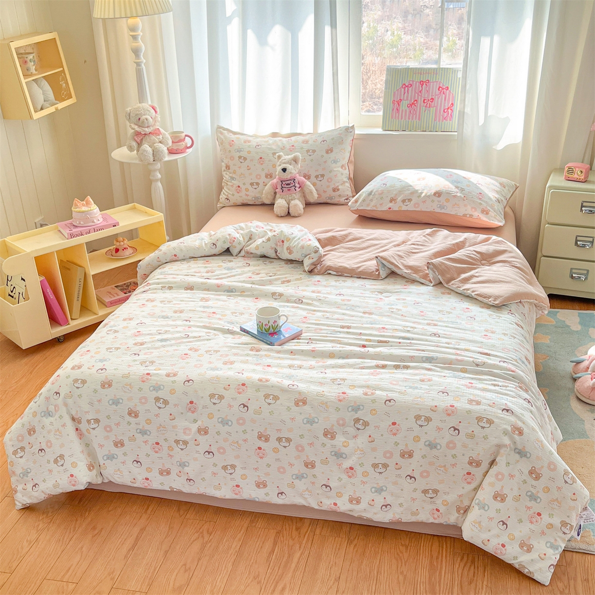 91家纺网 家纺一手货源 找家纺 盛秋家纺 2026新款皱皱纱印花夏被-萝拉 麻薯团+米驼