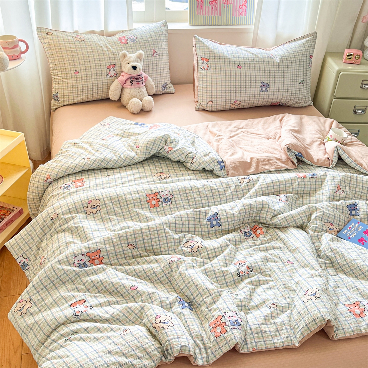 91家纺网 家纺一手货源 找家纺 盛秋家纺 2026新款皱皱纱印花夏被-萝拉 小伙伴+米驼