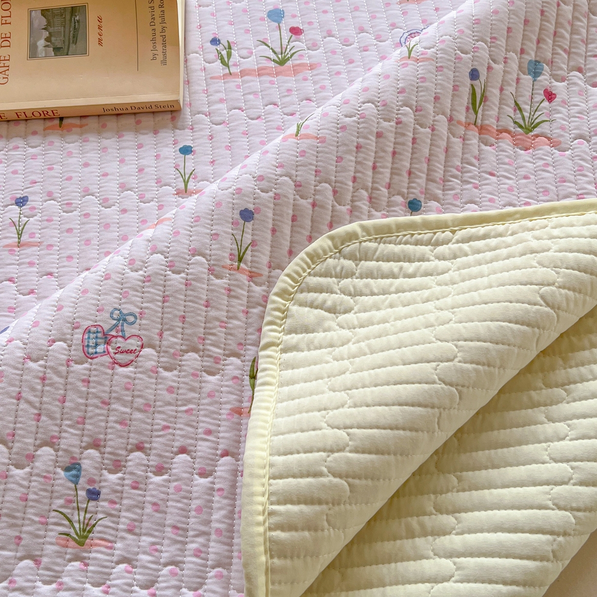 91家纺网 家纺一手货源 找家纺 优雅星家纺 2026新款A类小清新四季可用学生宿舍床单  单件夹棉炕盖床盖炕毯三件套（长期有货） 觅香