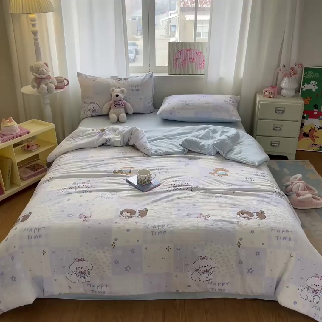 91家纺网 家纺一手货源 找家纺 盛秋家纺 2026新款皱皱纱印花夏被-萝拉 可可颂蓝+天空蓝