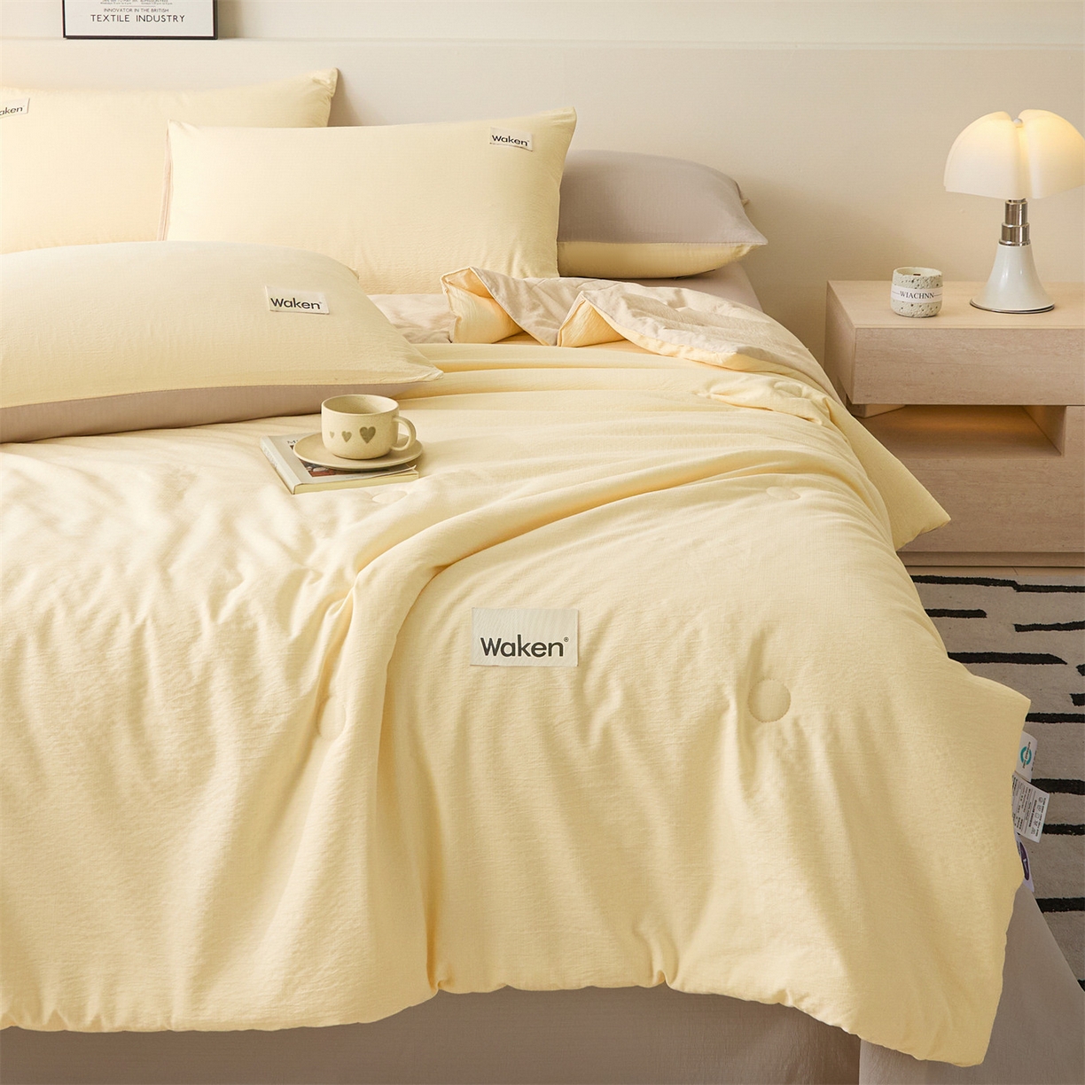 91家纺网 家纺一手货源 找家纺 盛秋家纺 2026新款皱皱纱贴标夏被-杰克 奶黄+梧桐杏