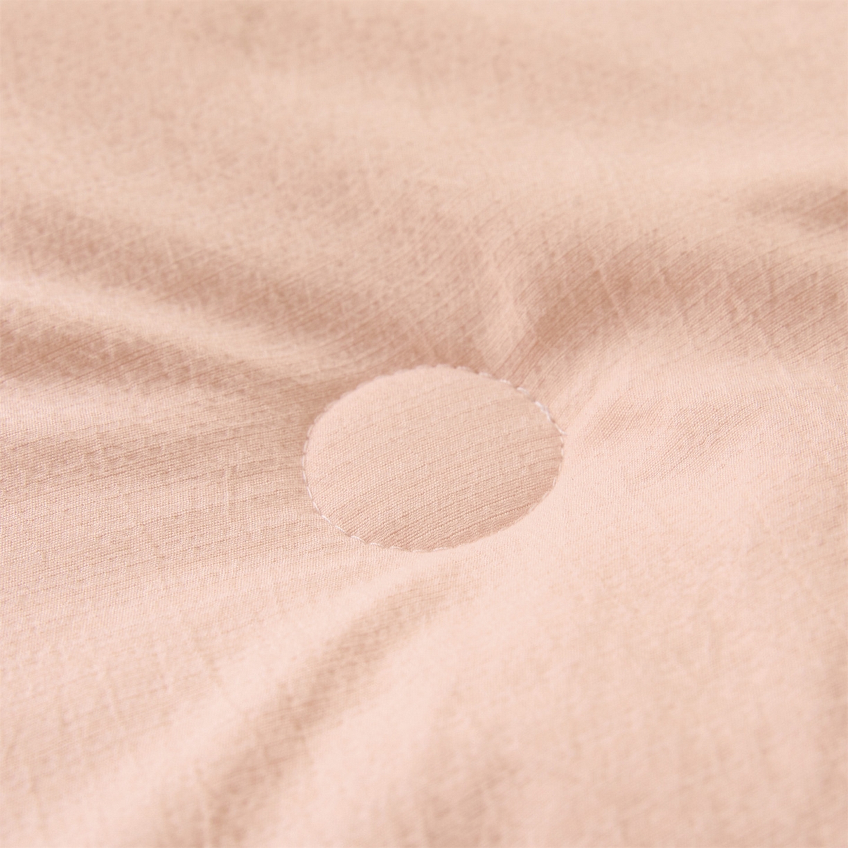 91家纺网 家纺一手货源 找家纺 盛秋家纺 2026新款皱皱纱贴标夏被-杰克 奶油粉+梧桐杏