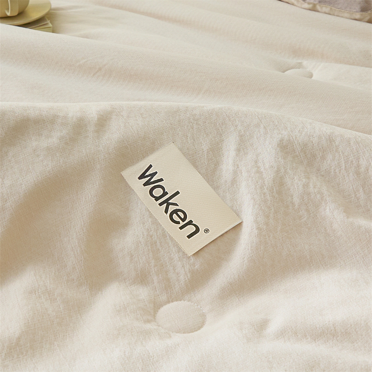 91家纺网 家纺一手货源 找家纺 盛秋家纺 2026新款皱皱纱贴标夏被-杰克 梧桐杏+深咖