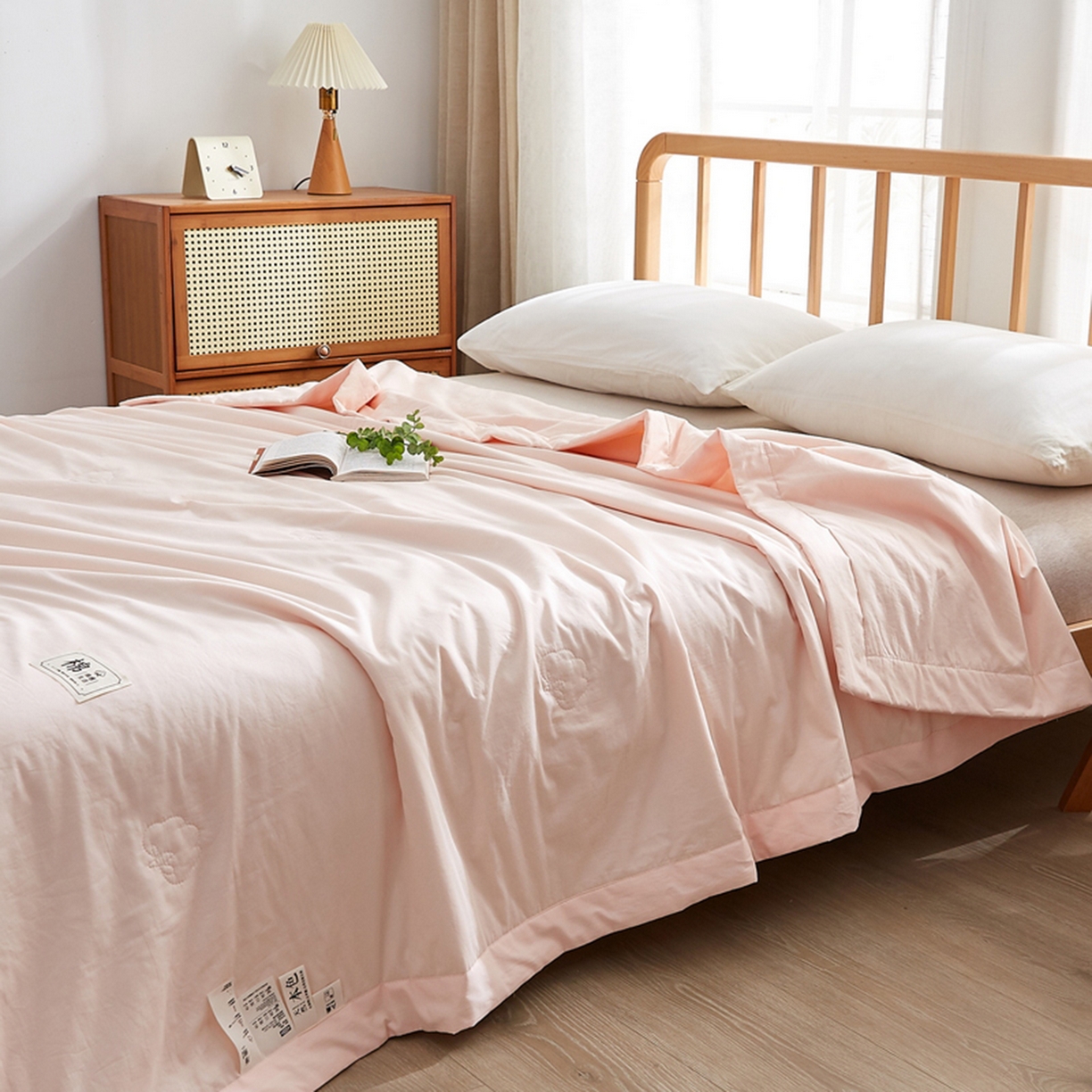 91家纺网 家纺一手货源 找家纺 猎鹿人家纺 2026新款纯色全棉水洗棉棉花夏被空调被 莲藕粉