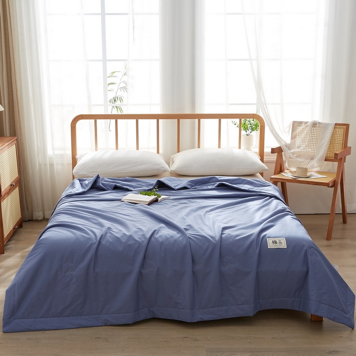 91家纺网 家纺一手货源 找家纺 猎鹿人家纺 2026新款纯色全棉水洗棉棉花夏被空调被 天青蓝