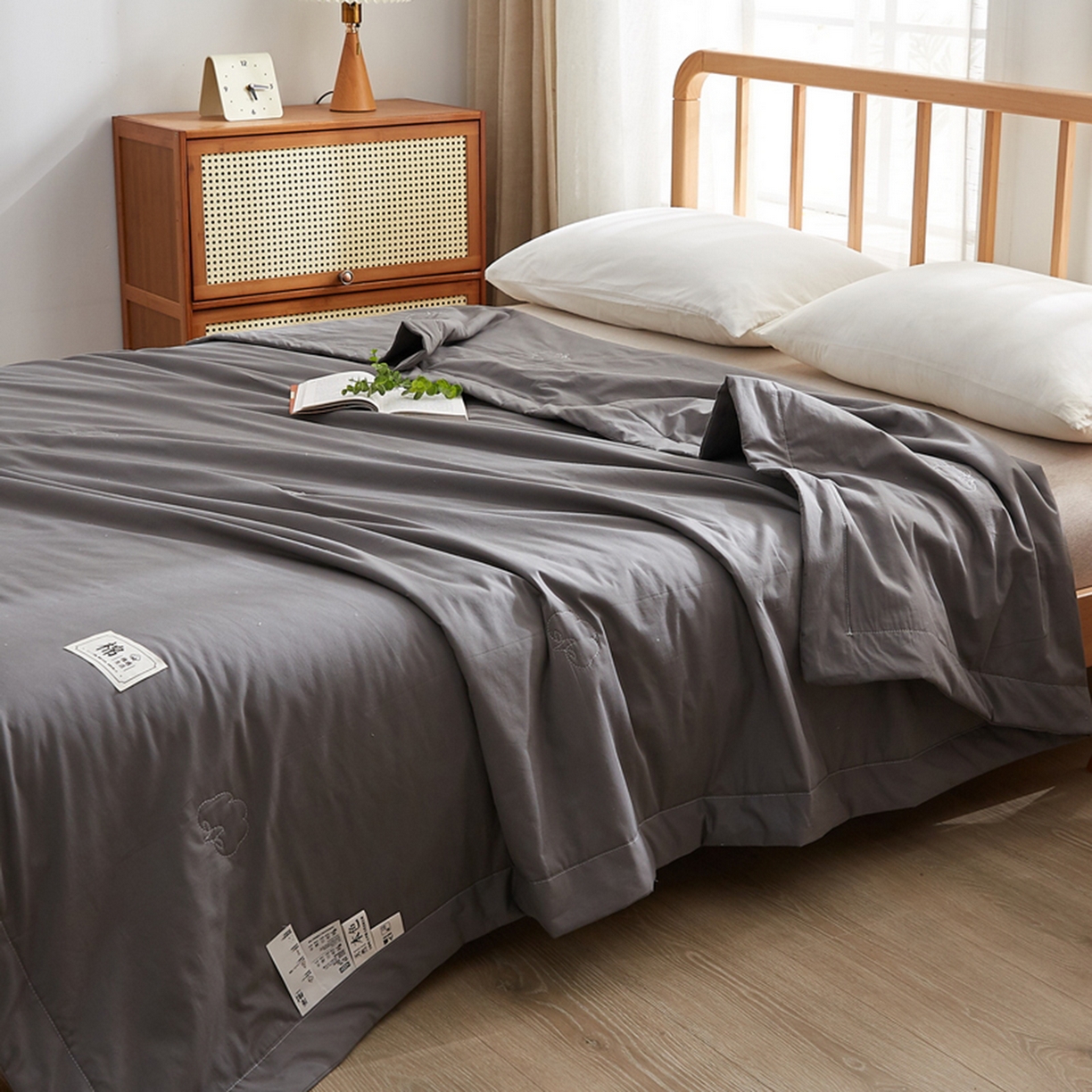 91家纺网 家纺一手货源 找家纺 猎鹿人家纺 2026新款纯色全棉水洗棉棉花夏被空调被 迷雾黑