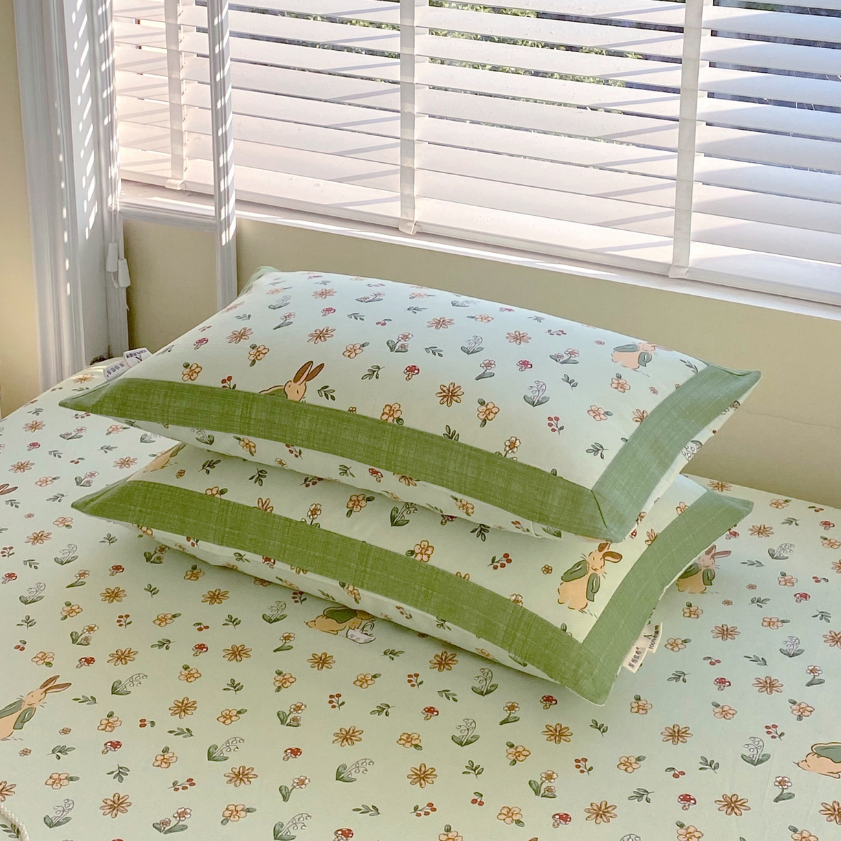 91家纺网 家纺一手货源 找家纺 春皖家纺 2026新款全棉老粗布工艺款单枕套枕套单件 兔开心