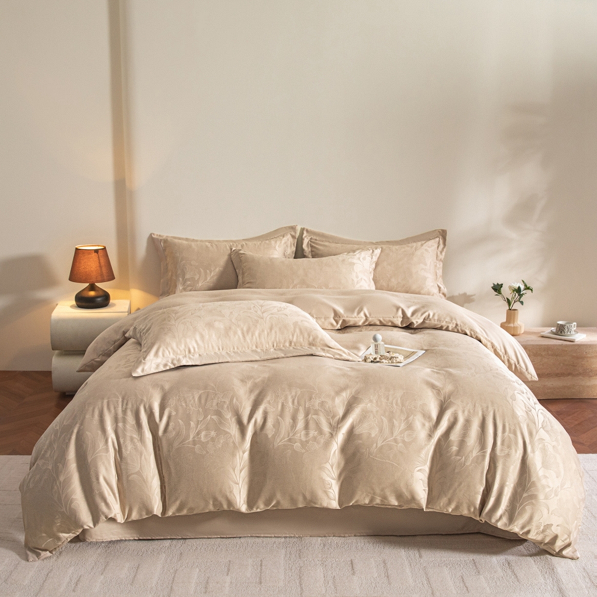 91家纺网 家纺一手货源 找家纺 金牛座家纺 2026新款高克重贡缎提花亲肤棉四件套-情愫系列 情愫-香槟